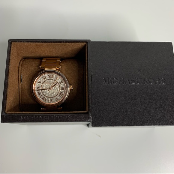 Michael Kors Skyler Rose Gold Watch - Picture 11 of 14